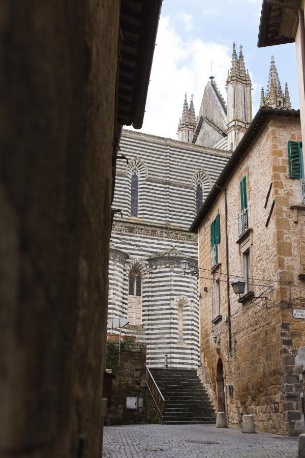 דירות אורביאטו Ad Un Passo Dal Duomo מראה חיצוני תמונה